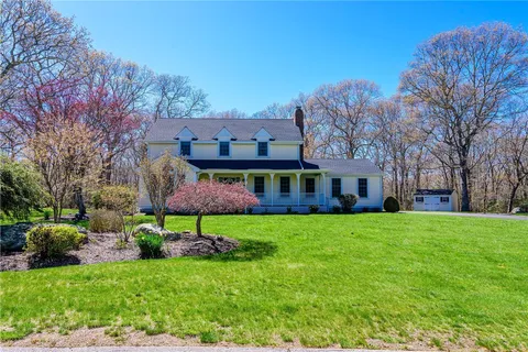 $975,000 | 54 Fox Ridge Circle, South Kingstown, RI 02879