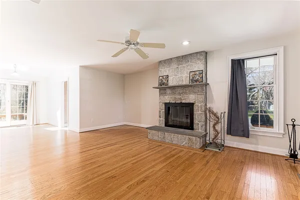 $975,000 | 54 Fox Ridge Circle, South Kingstown, RI 02879