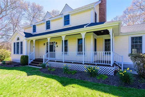 $975,000 | 54 Fox Ridge Circle, South Kingstown, RI 02879