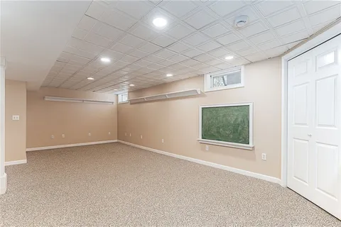 $975,000 | 54 Fox Ridge Circle, South Kingstown, RI 02879