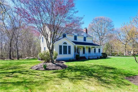 $975,000 | 54 Fox Ridge Circle, South Kingstown, RI 02879