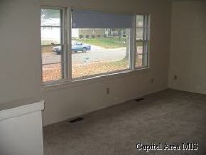 5 Nottingham Road Springfield, IL 62704 - Photo 3 of 9