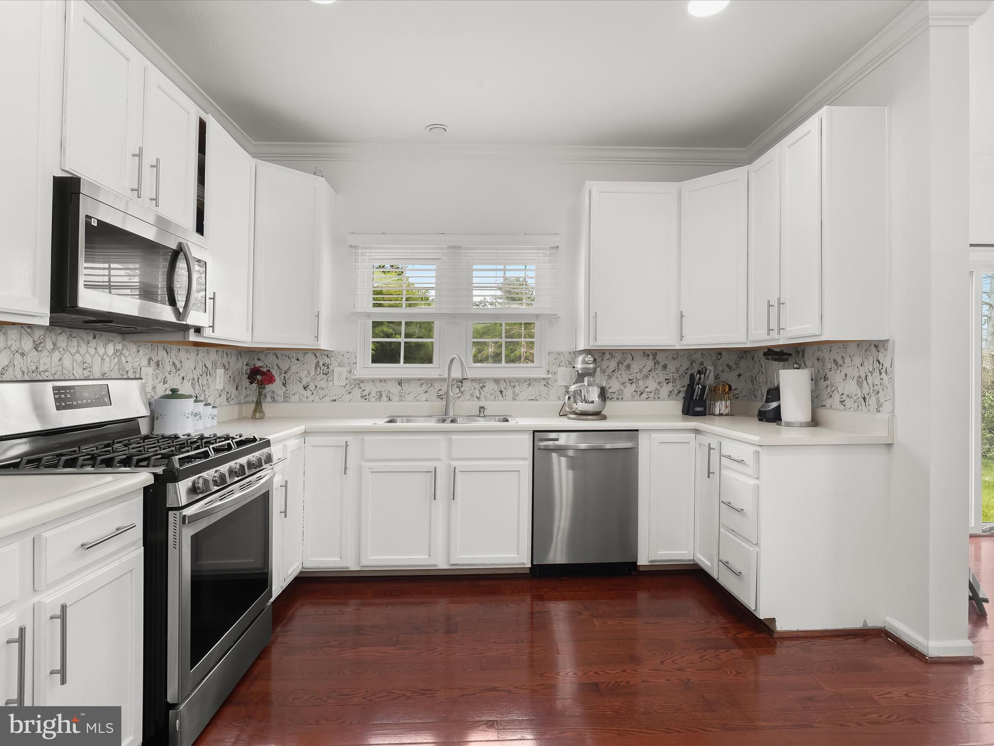 1914 Meadowgate Court Windsor Mill, MD 21244 - Photo 10 of 43 Kitchen