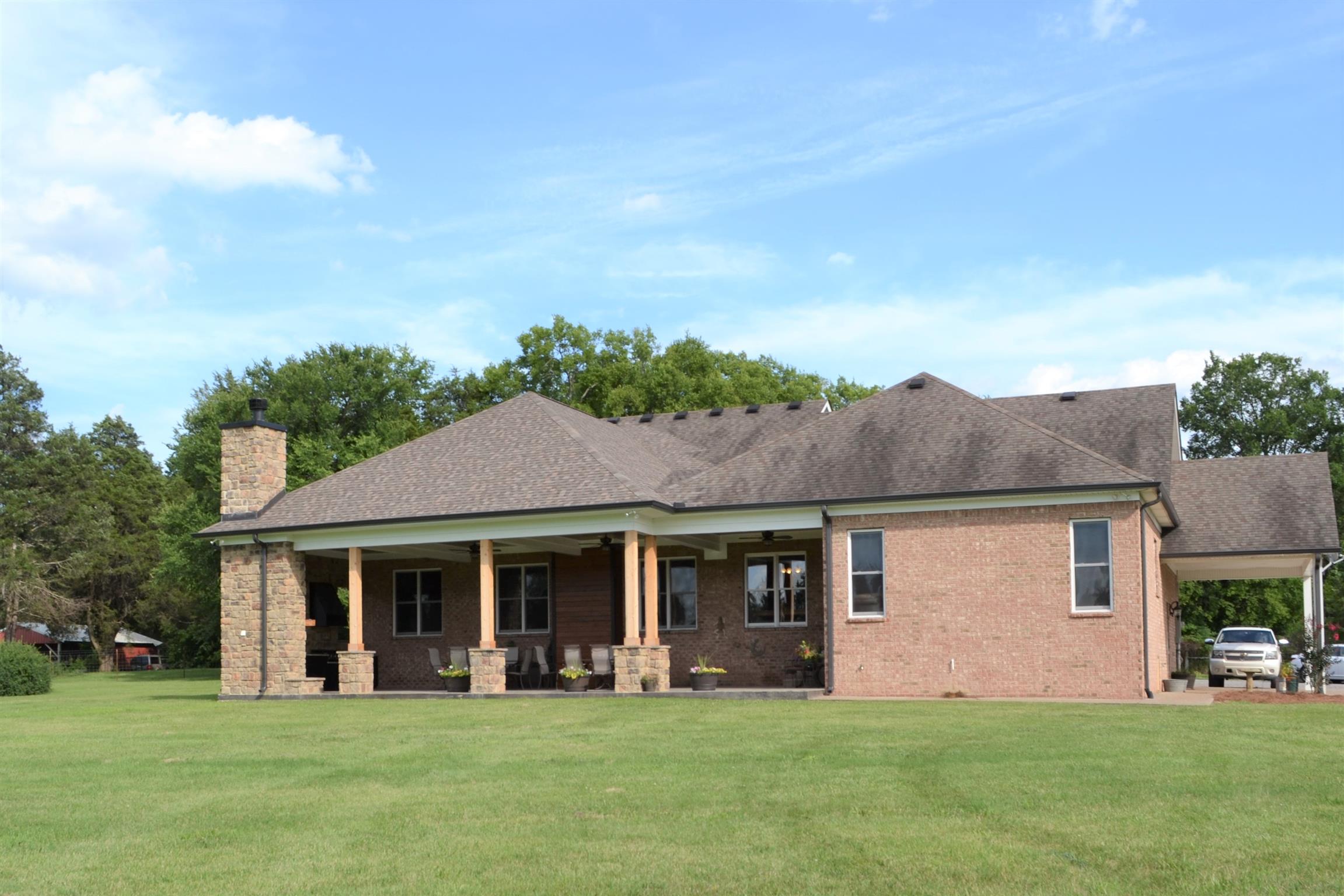 730 Walnut Grove Road Lebanon, TN 37090 - Photo 4 of 29 HOME HAS 60X72 SHOP; HAY BARN 47X72; SHED 12X72; 28X36 GOAT/COW BARN; 2007 ELECTRIC WATER HEATER
