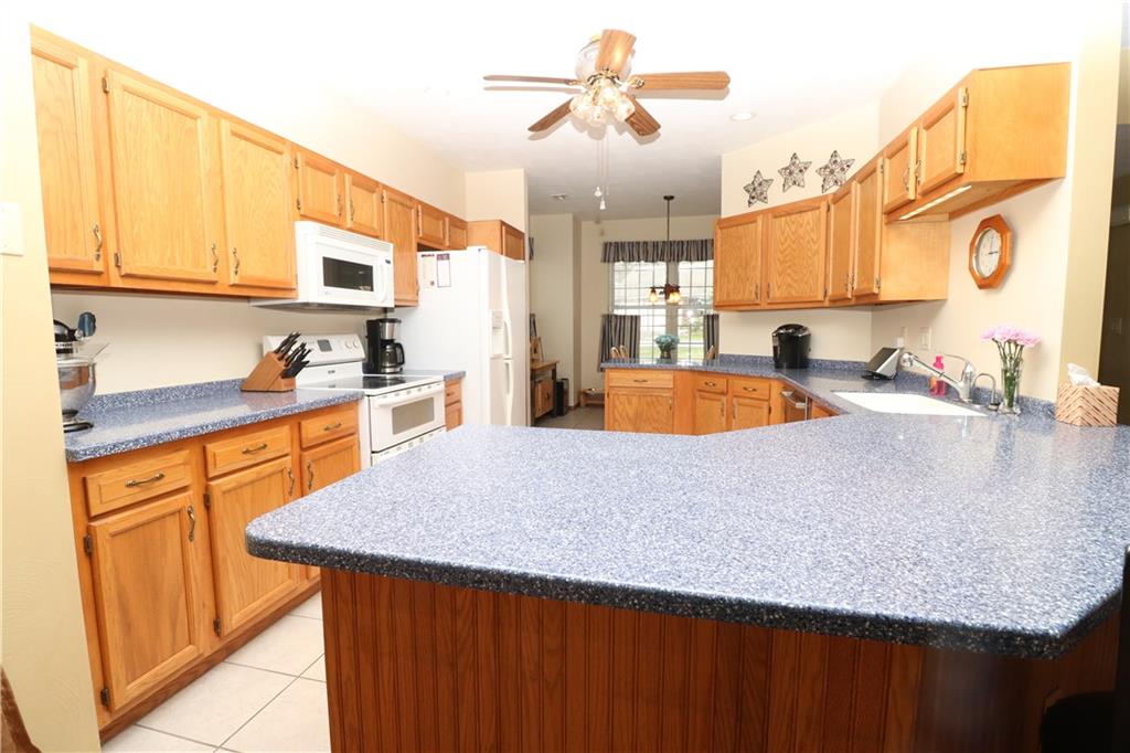 2414 South Ridge Place Hidden Valley, PA 15502 - Photo 10 of 24