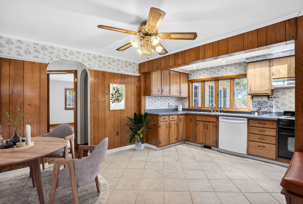 6 Cunha Road Peabody, MA 01960 - Photo 7 of 21