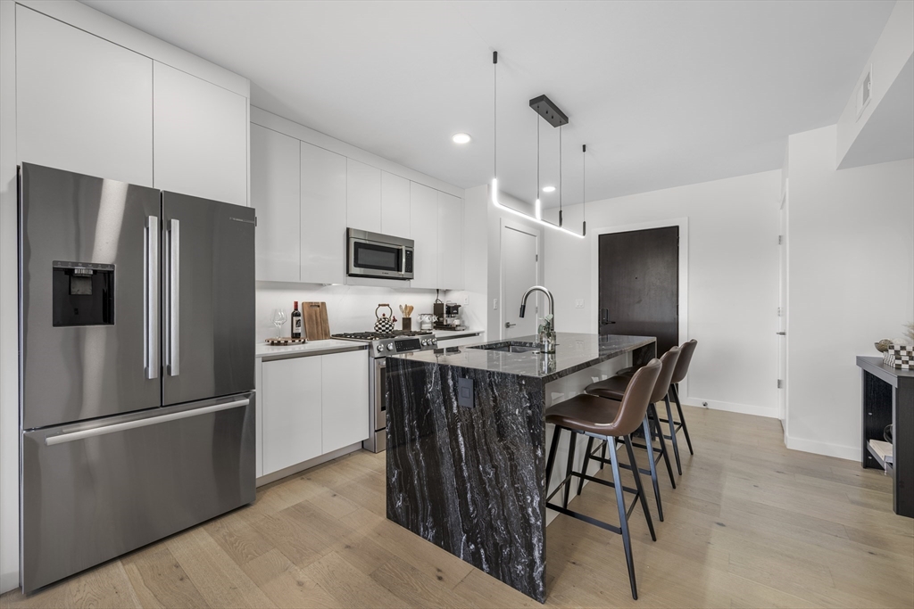 2 Maverick Square, Unit 402 Boston, MA 02128 - Photo 5 of 18