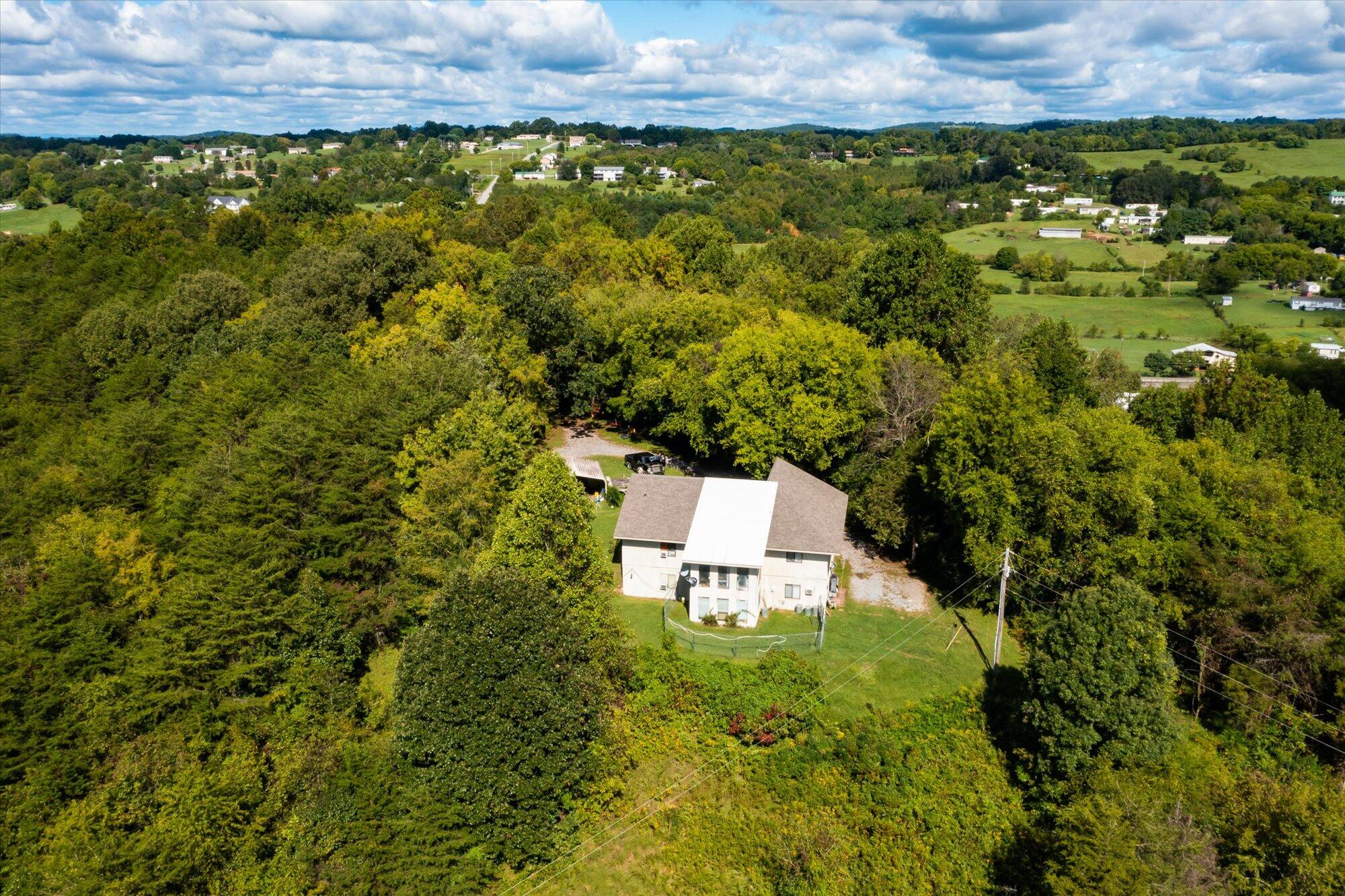 3633 Bryan Road Kodak, TN 37764 - Photo 14 of 18 12-3633-Bryan-Rd-Kodak-TN-12