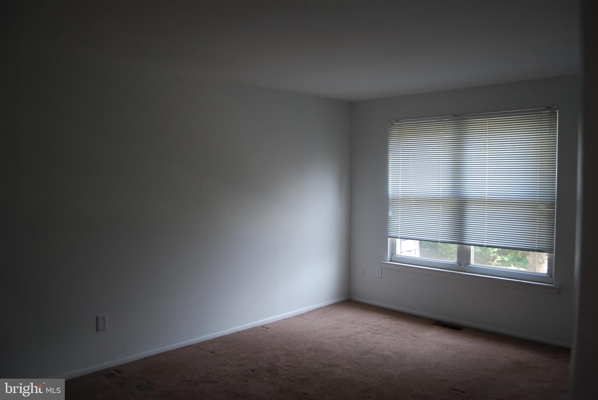 1058 Harbour Drive Palmyra, NJ 08065 - Photo 5 of 15 Bedroom