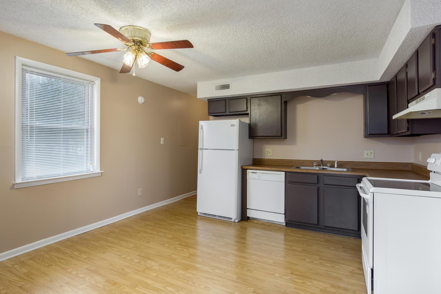 936 Lafayette Road Clarksville, TN 37042 - Photo 6 of 26 Gallery Image 6