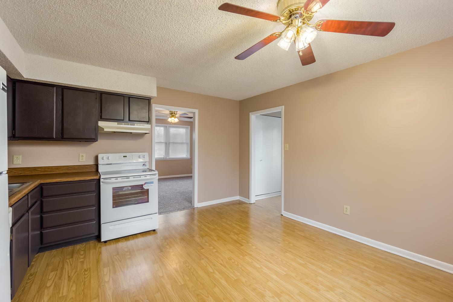 936 Lafayette Road Clarksville, TN 37042 - Photo 7 of 26 Gallery Image 7