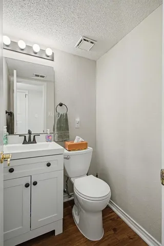 $485,000 | 2421 Warwick Avenue, Flower Mound, TX 75028