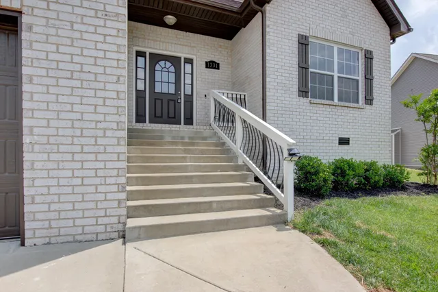 $2,850 | 1331 Juniper Pass, Clarksville, TN 37043