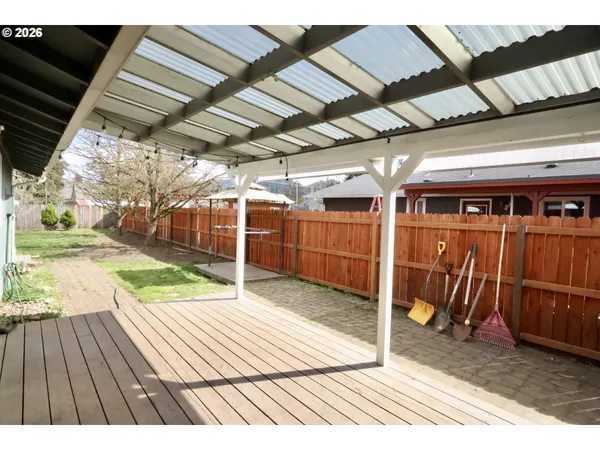 $375,000 | 567 53rd Place, Springfield, OR 97478