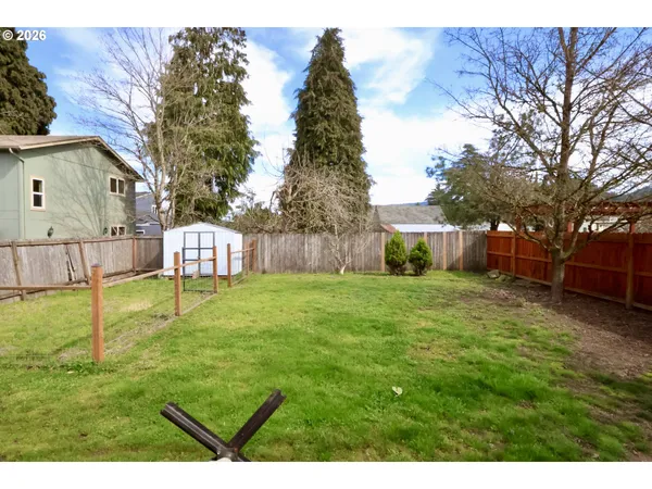$375,000 | 567 53rd Place, Springfield, OR 97478