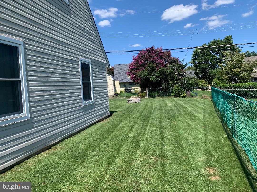 20 Cleft Rock Road Levittown, PA 19057 - Photo 3 of 26 Gallery Image 3
