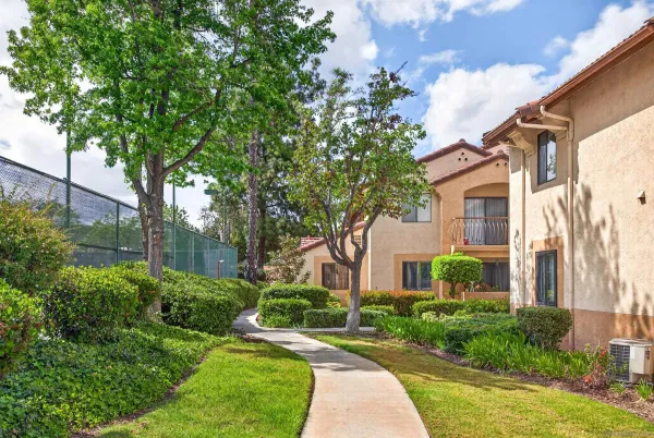 $425,000 | 12191 Cuyamaca College Drive East, Unit 611, El Cajon, CA 92019