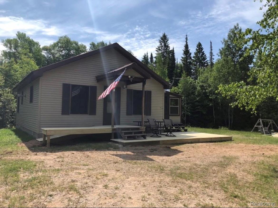 1647 West Edge Road Germfask, MI 49836 - Photo 3 of 35 IMG_2307.jpeg