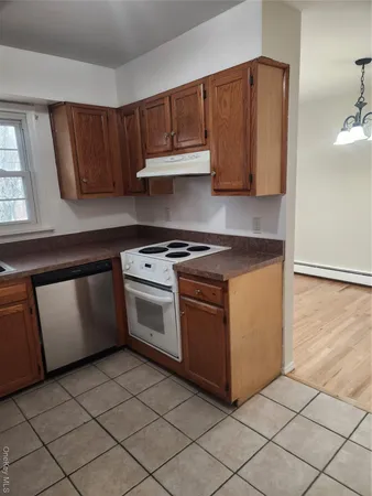 $2,000 | 2710 South, Poughkeepsie, NY 12601