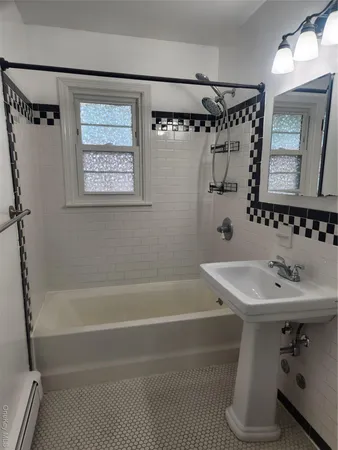 $2,000 | 2710 South, Poughkeepsie, NY 12601