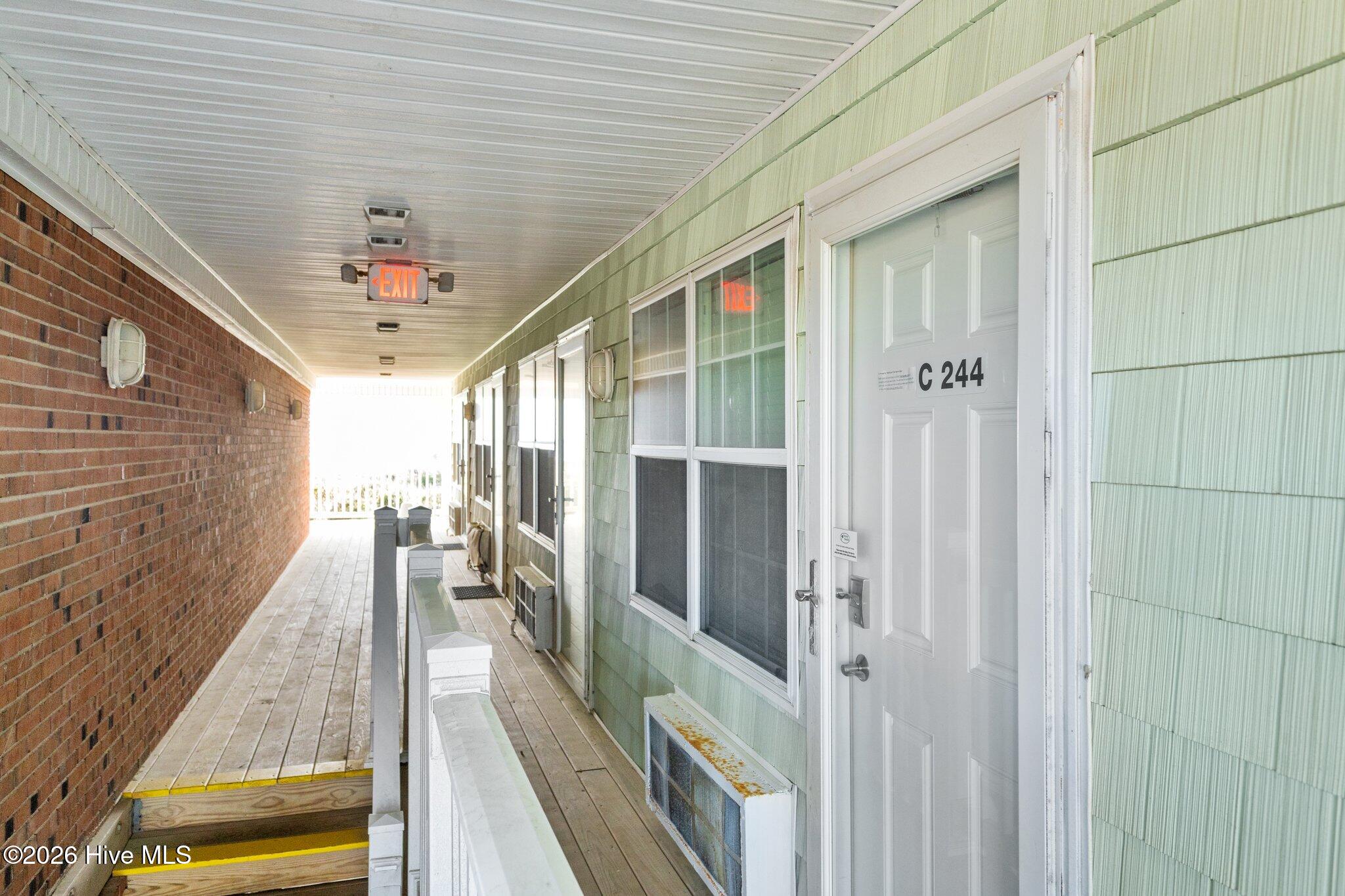 2401 West Fort Macon Road, Unit 244 Atlantic Beach, NC 28512 - Photo 11 of 18 37-web-or-mls-_S3A4856