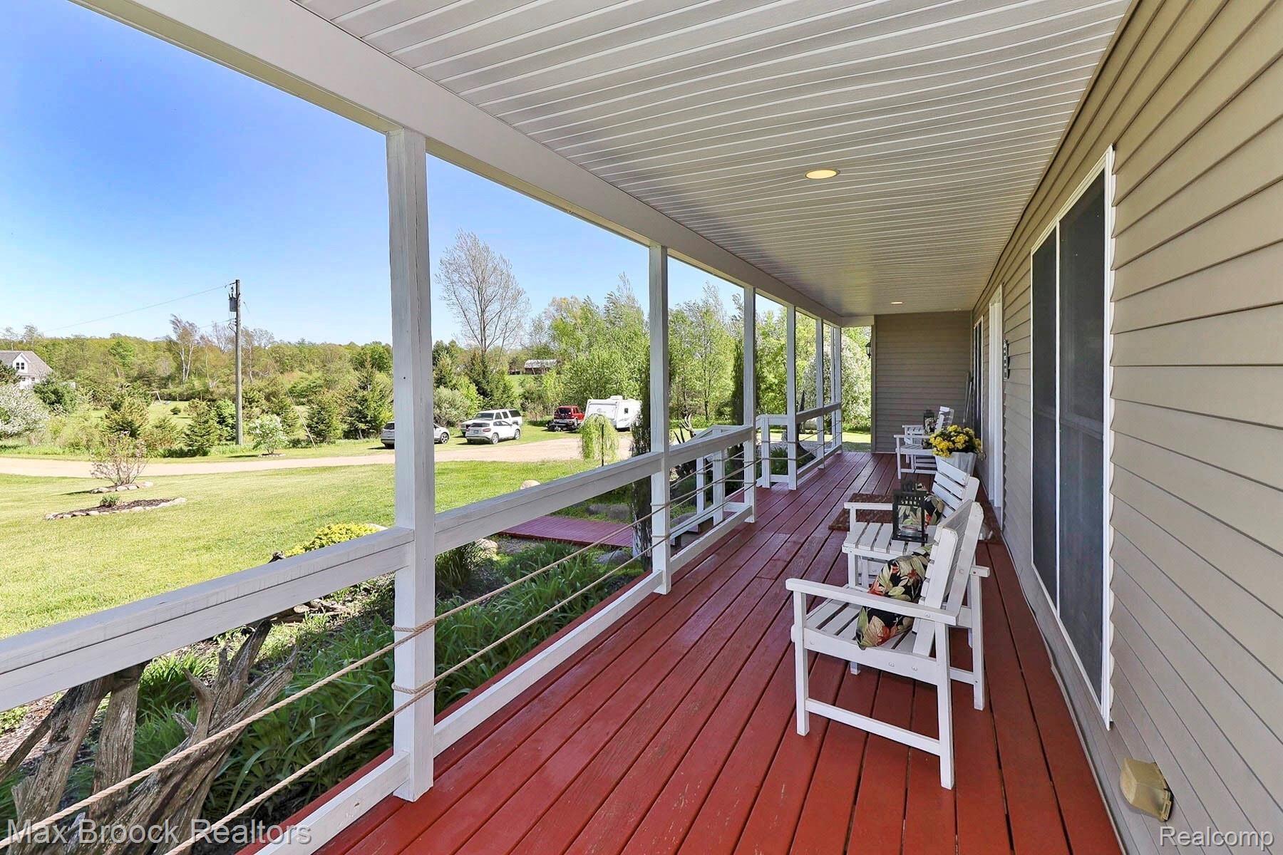 5797 Jones Road North Branch, MI 48461 - Photo 9 of 66 91111512-E34C-448B-8F30-99748EE79094.jpeg