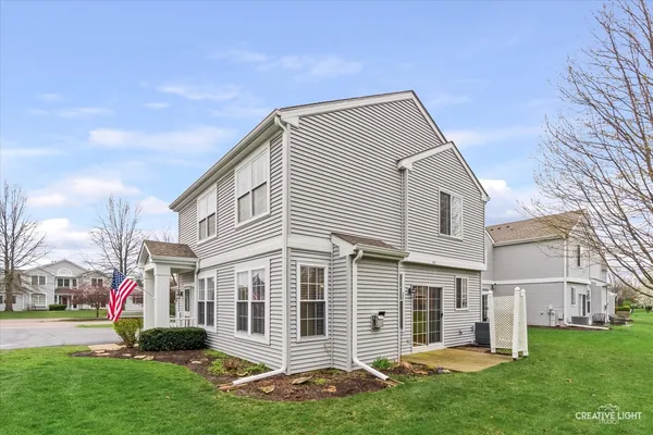 $289,900 | 209 Grays Drive, Oswego, IL 60543