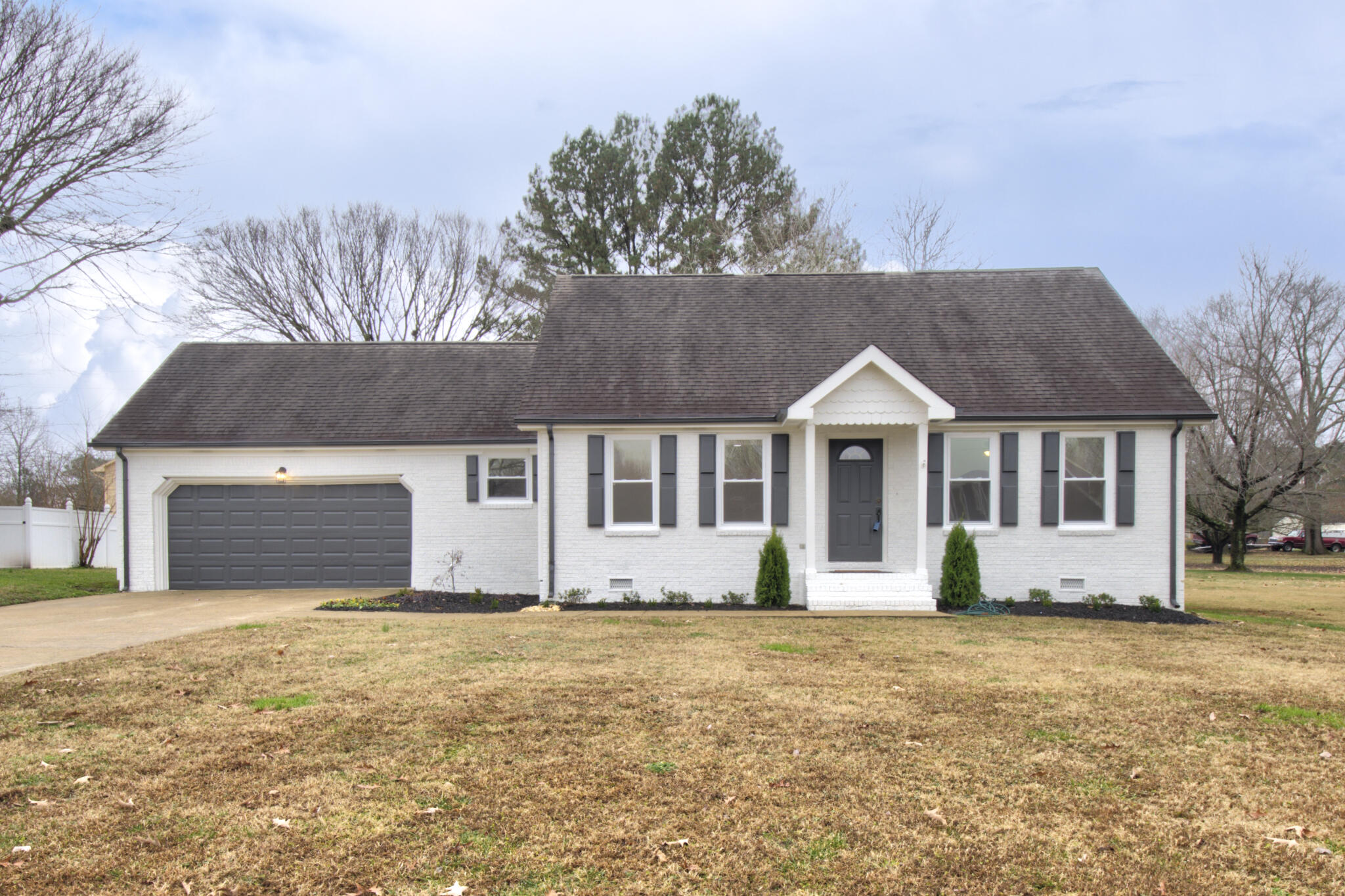 4604 Ricky Drive Chattanooga, TN 37411 - Photo 3 of 35 4604 Ricky Dr 4
