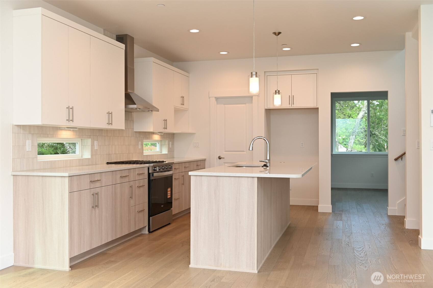 1321 Roland Street Bellingham, WA 98229 - Photo 7 of 37 Gallery Image 7
