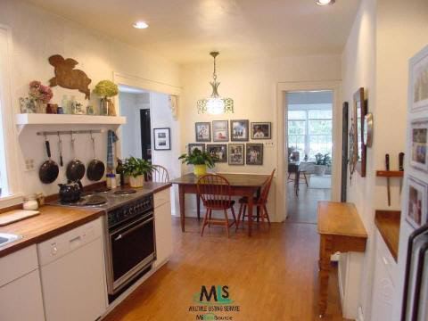 55 Muskoka Road Grosse Pointe, MI 48236 - Photo 6 of 7 854160-5.JPG