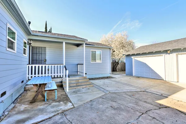 $585,000 | 333 Barrette Avenue, Sacramento, CA 95815