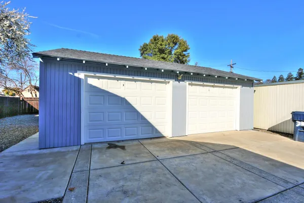 $585,000 | 333 Barrette Avenue, Sacramento, CA 95815