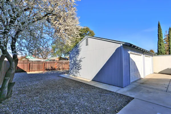 $585,000 | 333 Barrette Avenue, Sacramento, CA 95815