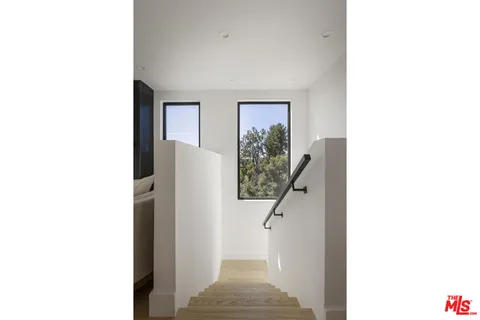 $1,598,000 | 5240 Barker Drive, Los Angeles, CA 90042
