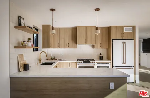 $1,598,000 | 5240 Barker Drive, Los Angeles, CA 90042