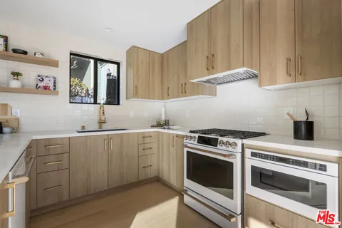 $1,598,000 | 5240 Barker Drive, Los Angeles, CA 90042