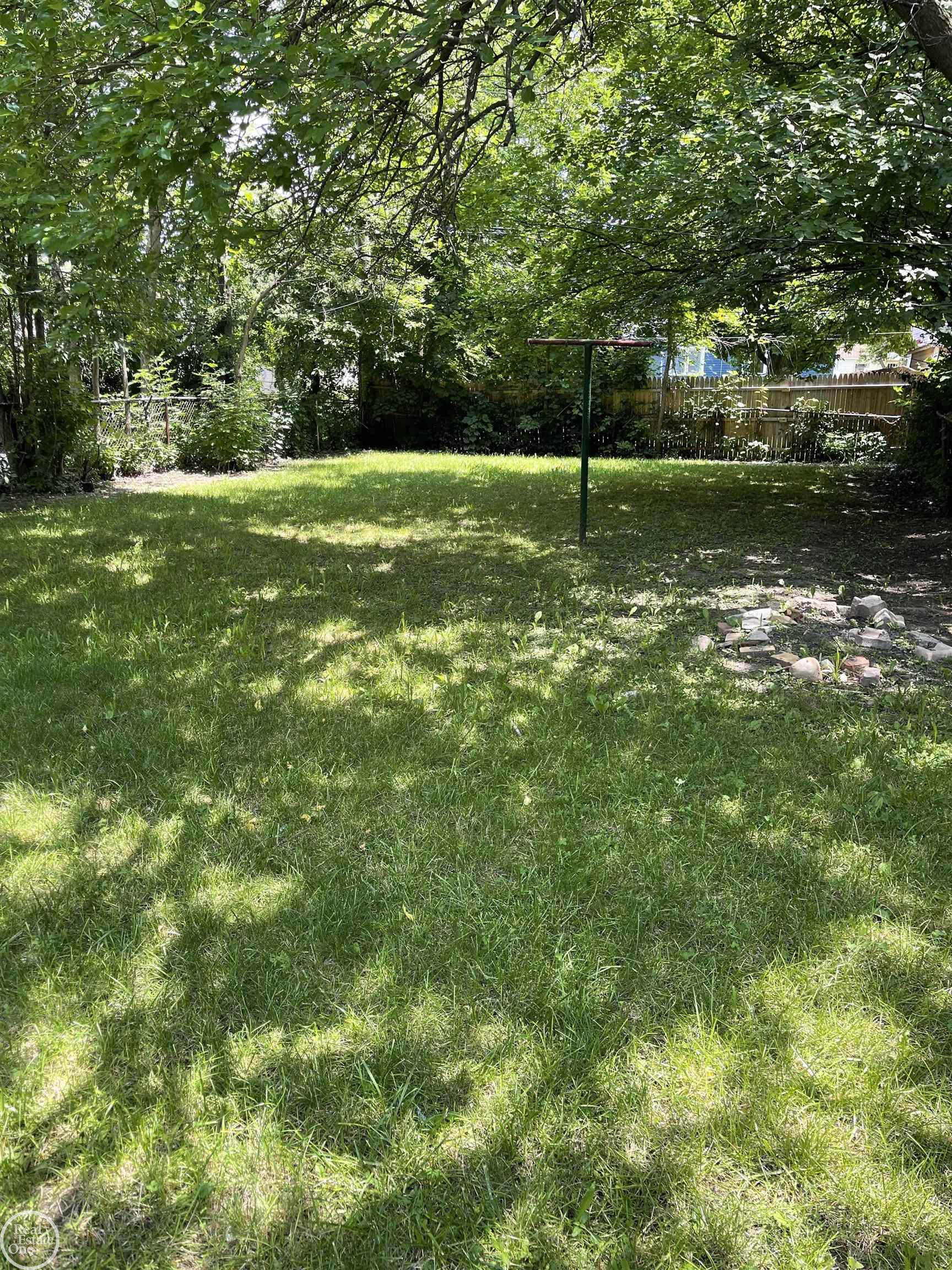 8220 Fielding Street Detroit, MI 48228 - Photo 14 of 14