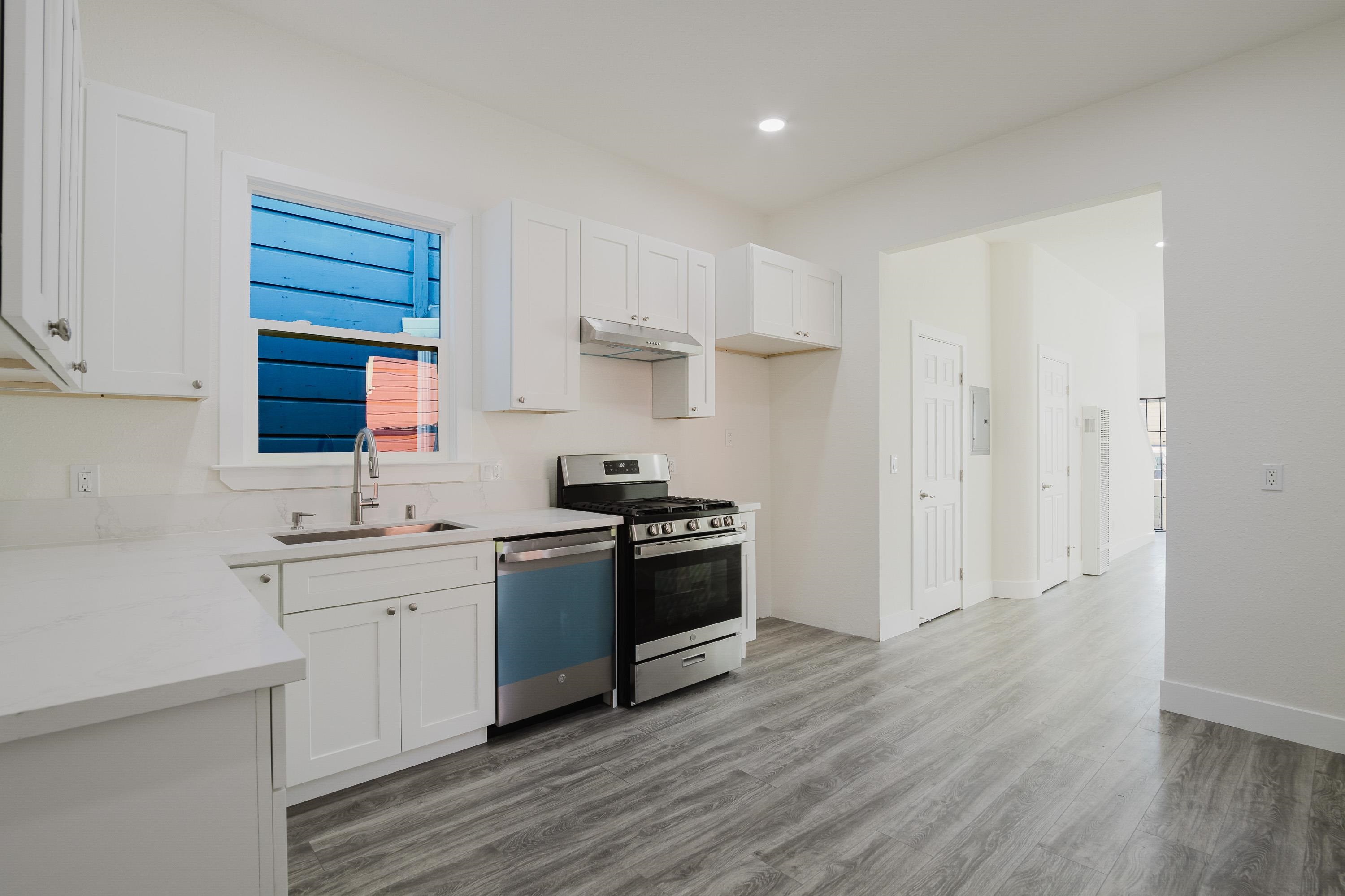 1778 8th Street Oakland, CA 94607 - Photo 7 of 32