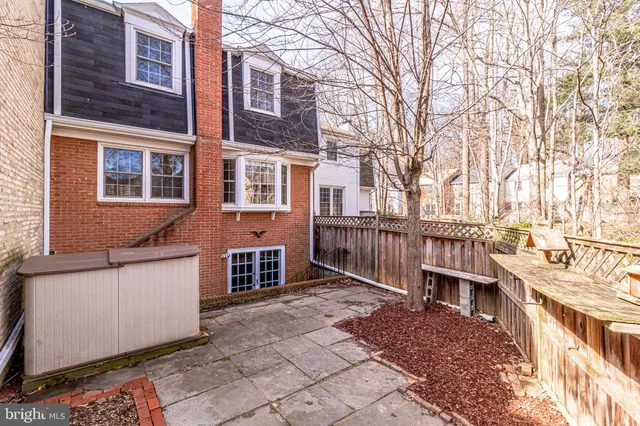 $3,150 | 3227 Dunster Court, Fairfax, VA 22030