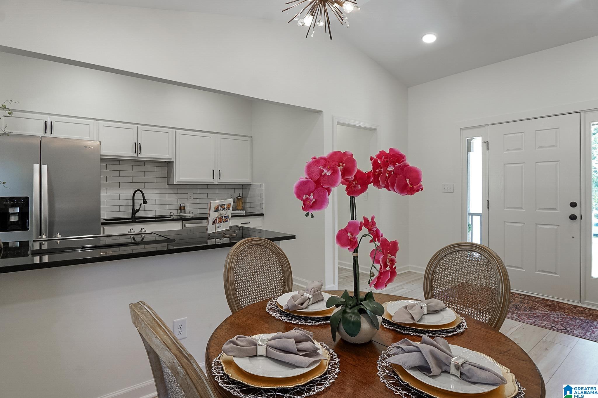 412 10th Street Southwest Alabaster, AL 35007 - Photo 5 of 37