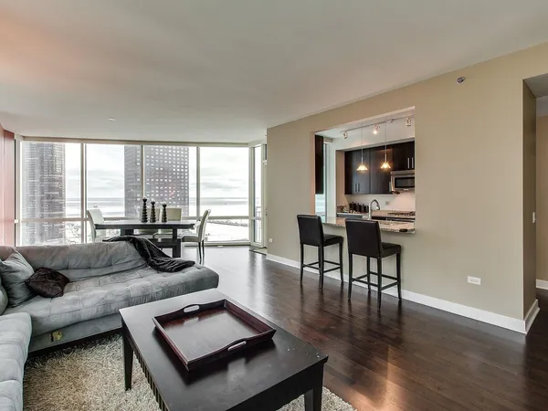 $5,250 | 505 North McClurg Court, Unit 2402, Chicago, IL 60611
