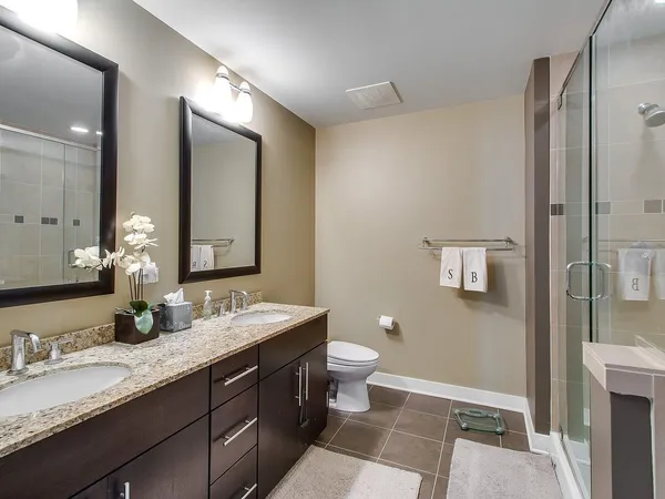 $5,250 | 505 North McClurg Court, Unit 2402, Chicago, IL 60611