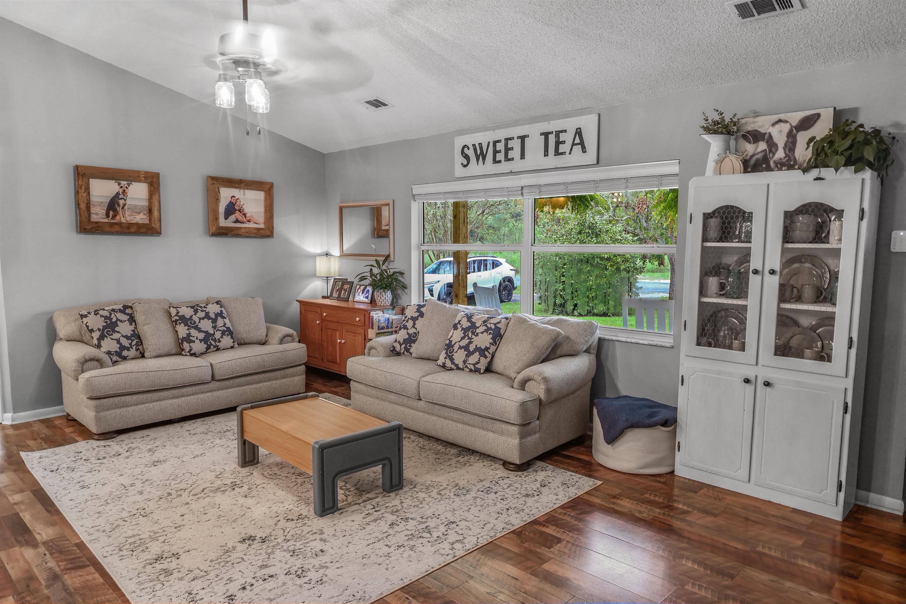 2122 Buckhead Avenue Grand Ridge, FL 32442 - Photo 2 of 21 Gallery Image 2