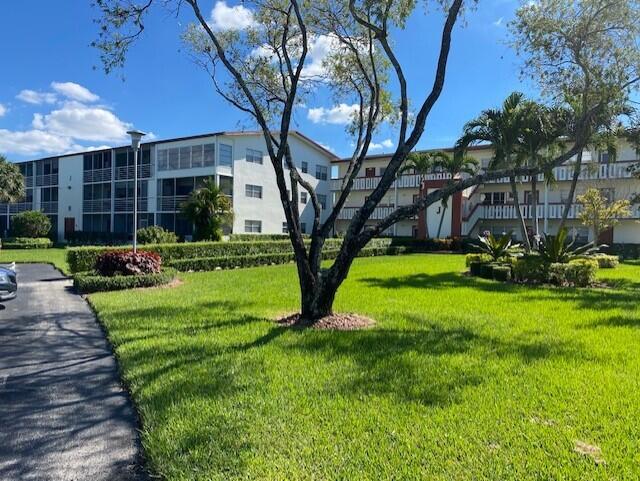 387 Brighton J Boca Raton, FL 33434 - Photo 1 of 12 1