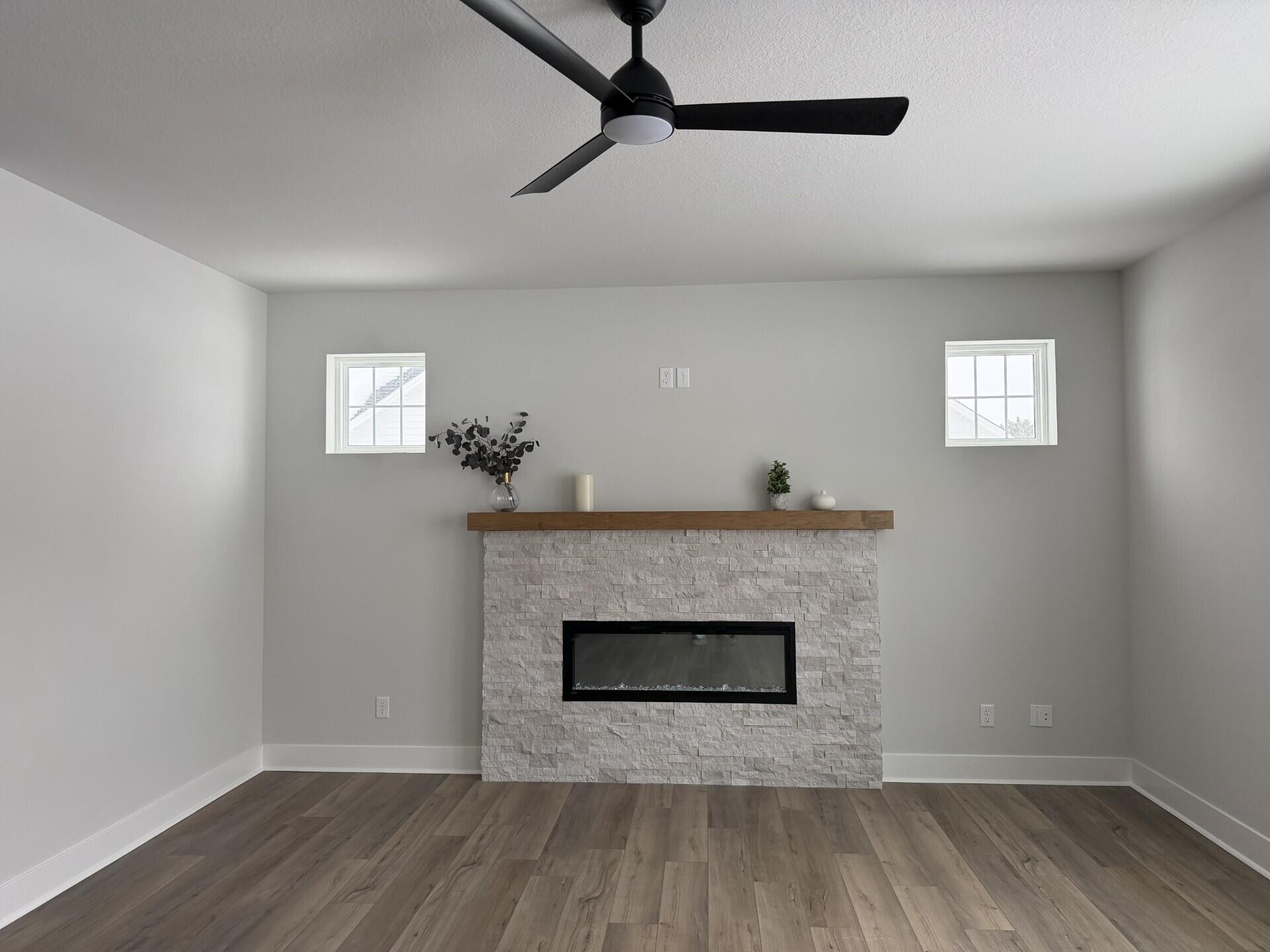 W193-n4980 Rosemary Ridge Menomonee Falls, WI 53051 - Photo 5 of 11 Great Room