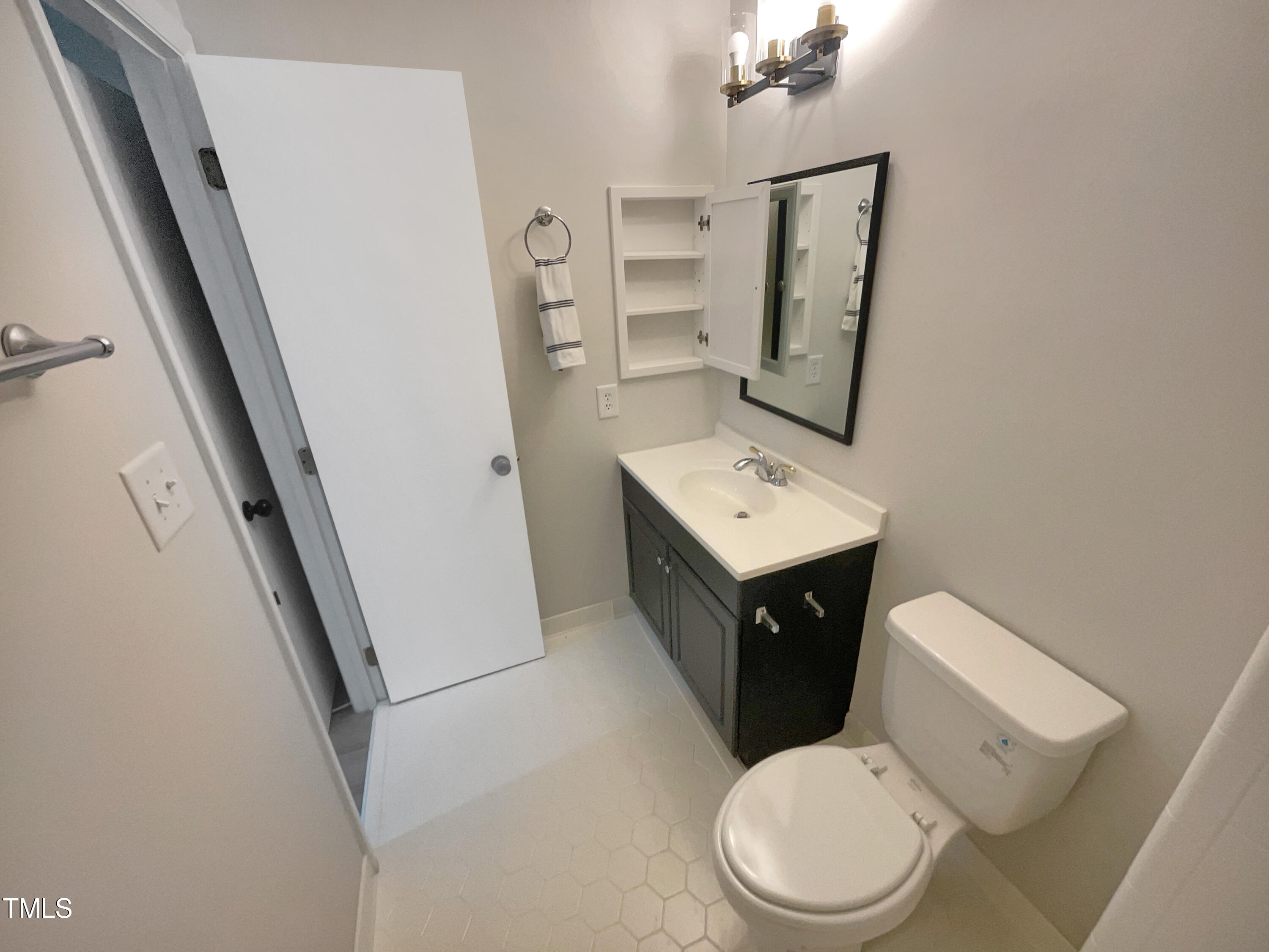 708 Green Ridge Drive Raleigh, NC 27609 - Photo 17 of 19 listing_16