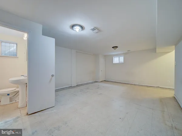 a view of empty room