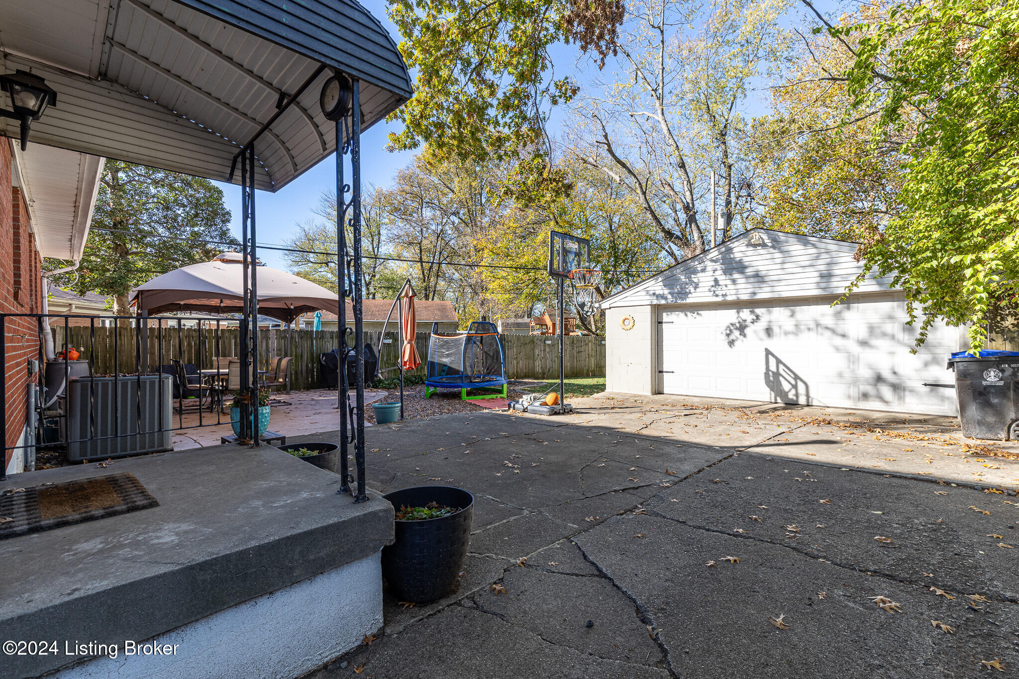 2961 Rio Rita Avenue Louisville, KY 40220 - Photo 44 of 48 44