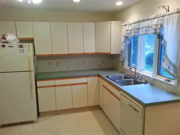 14 Ash Street Natick, MA 01760 - Photo 9 of 16 Gallery Image 9