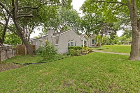 $859,999 | 2410 Auburn Avenue, Dallas, TX 75214